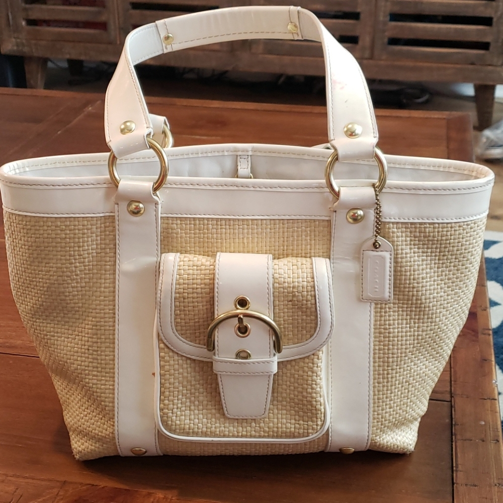 Vintage COACH handbag White patent leather